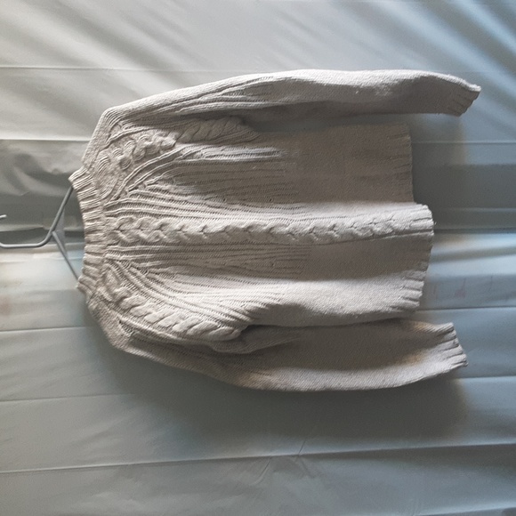 Sweater - Picture 3 of 3